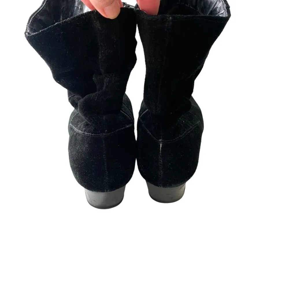 Nicara Black Suede Scrunch Ankle Heeled Womens Fashion Boot Size 8.5 - Image 5