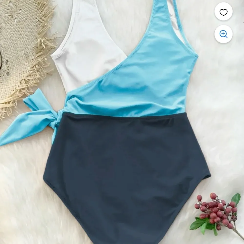 NWOT Cupshe Blue Color Block One Piece Swimsuit Plunging Knotted Monokini Medium - Image 6