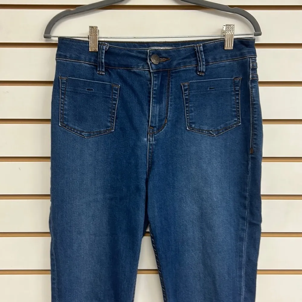 Free People Retro style Front Pocket Skinny Jeans - Size 28 - Image 2