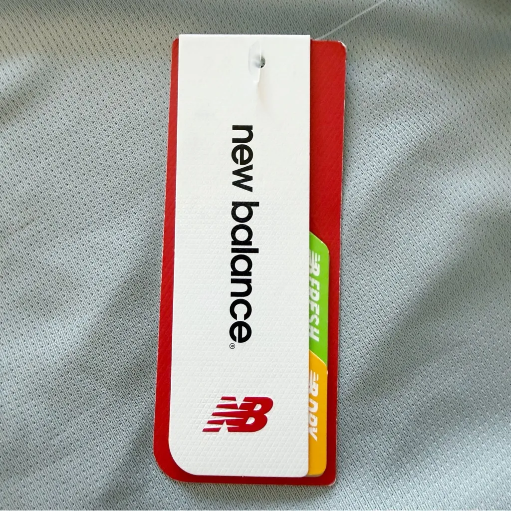 New Balance Womens Performance Tech Polo Size Medium Light Gray Grey Athletic - Image 2