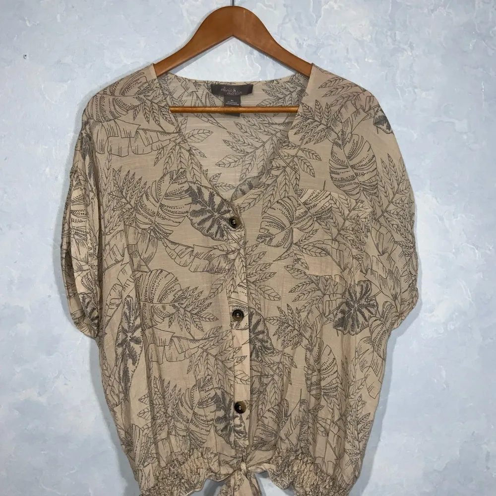 Olivia & Martin Tan Tropical Foliage Print Short Sleeve Tie Front V - Image 2