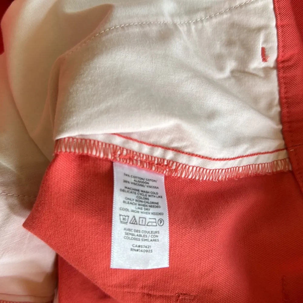 NWT LOFT 6” HIGH WAISTED RED  COTTON  SHORTS - Image 7