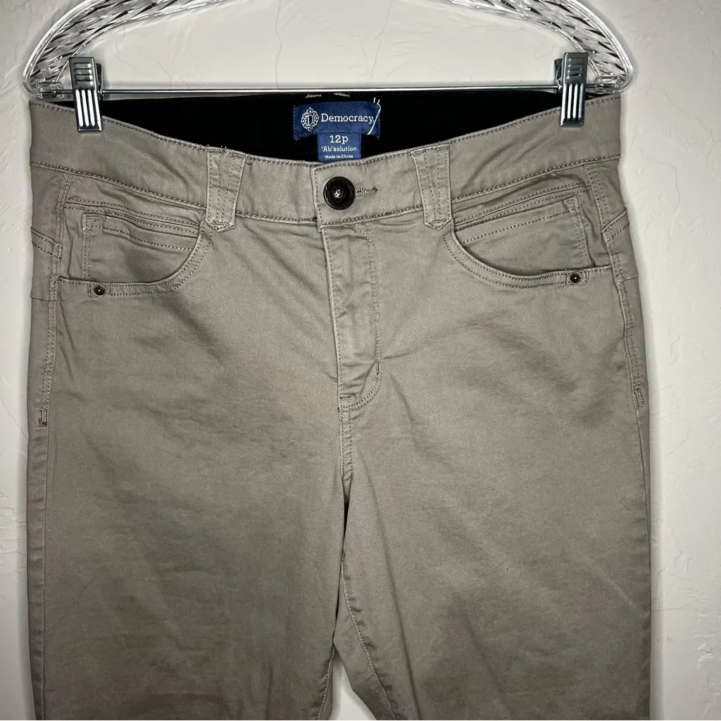 Democracy Ab Solution High Rise Tan Petite Straight Leg Jeans - Image 4