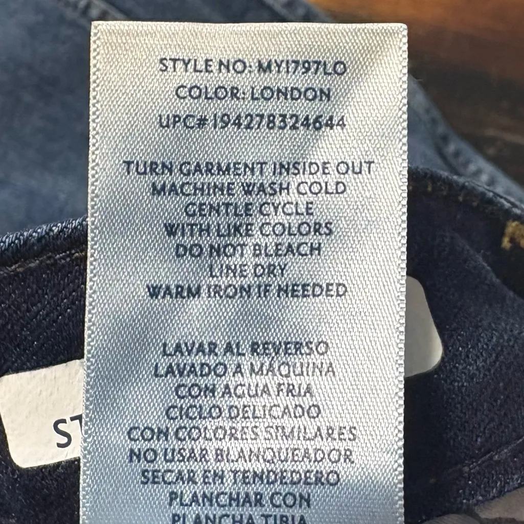 Seven7 Tower Straight‎ Denim Crops Size 4 - Image 7