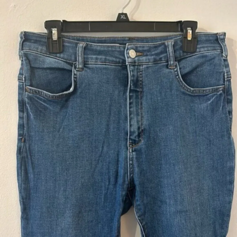 Anthropologie Pilcro High-Rise Skinny Jeans Denim Size 31 Tall - Image 4