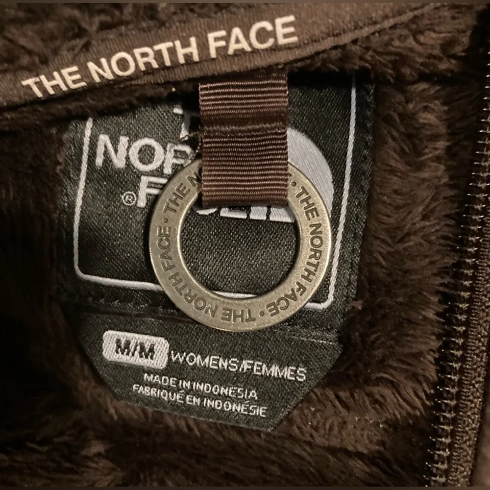 North Face women's medium brown hooded zip up fleece with zip pockets soft cozy - Image 7