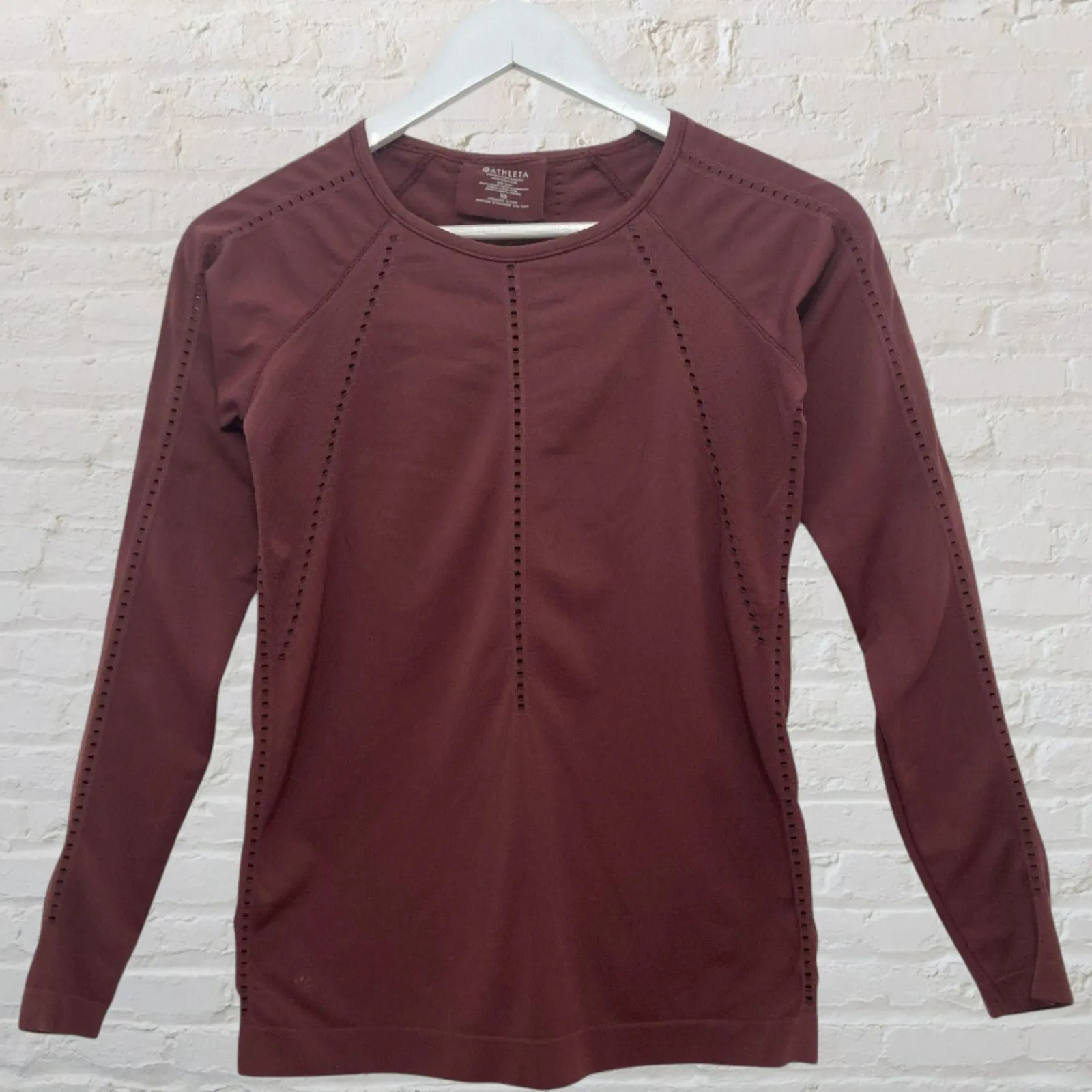Athleta Foothill Seamless Top XS Spiced Cabernet - Image 2