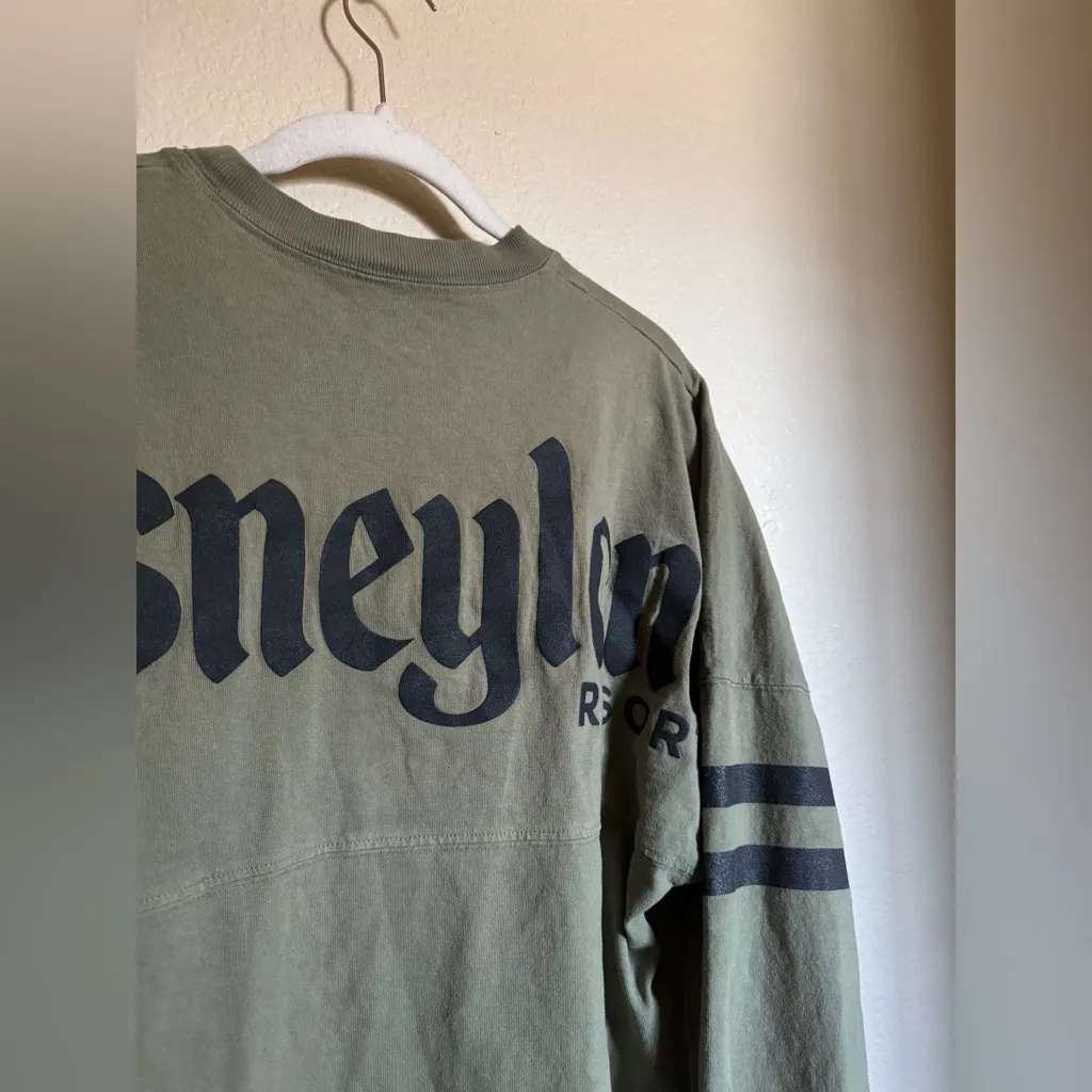 Spirit jersey Disneyland resort sz small green black striped sleeves oversized - Image 5