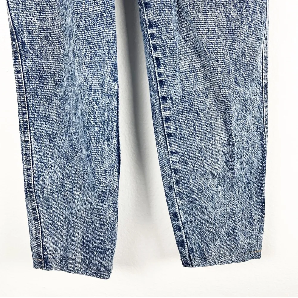 CHIC Vintage Acid Wash High Rise Flat Front Pocket Mom Jeans, Size 8 Blue - Image 11