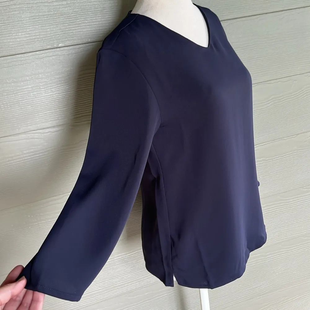 Giorgio Armani Parfums Employee Uniform 3/4 Sleeve Blouse - Image 3