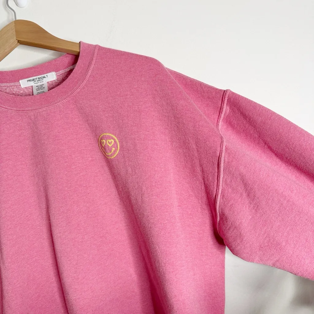 Project Social T Pink Smiley Heart Eyes Graphic Sweatshirt USA Cozy Cotton L-XL - Image 5