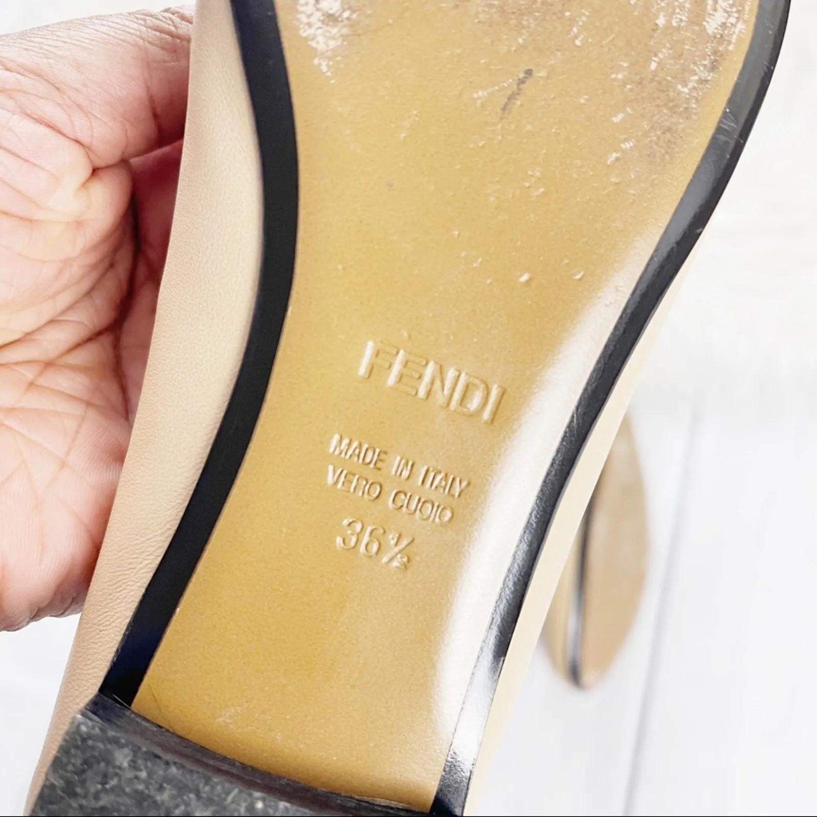 Fendi Women's Tan Selleria Leather Lizard-Trimmed round-toe‎ Loafers 6.5 - Image 4