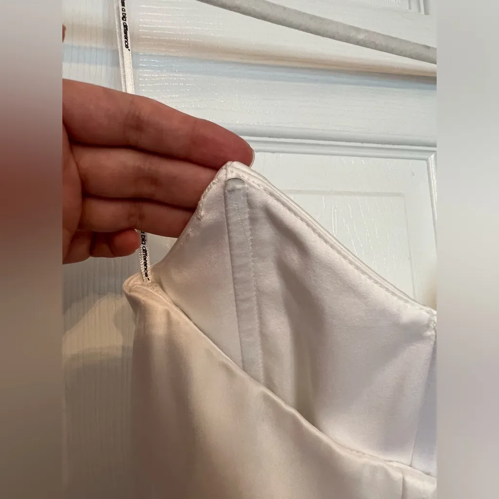 Katie May X Noel And Jean Belle Gown in Off White - Image 6