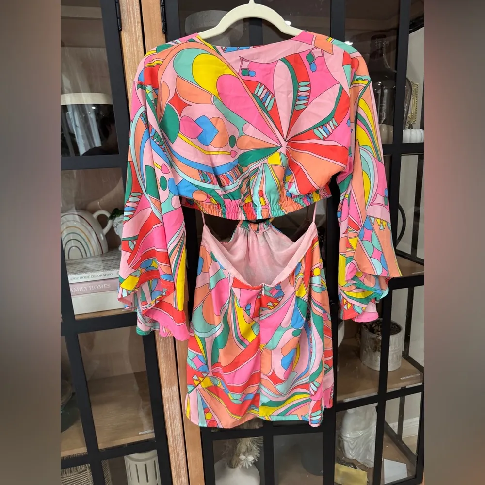 Groovy cutout mini dress long sleeve balloon o-ring bamboo go go satin go out - Image 9