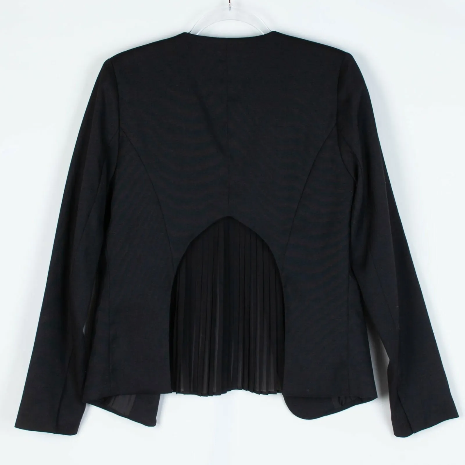 Forever 21  Black Blazer With Chiffon Pleats Size Medium - Image 5