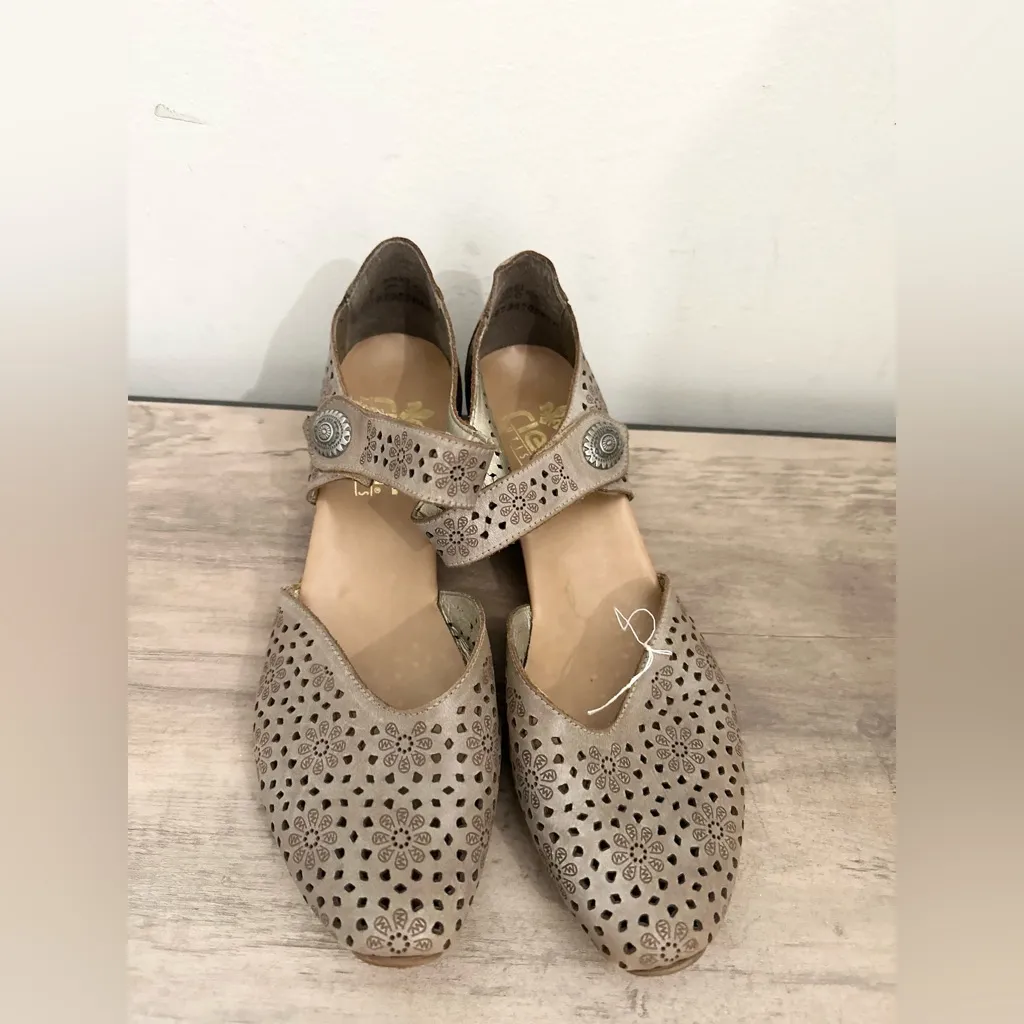 Rieker Womens Mary Jane Pumps Size 41/9 - Image 2