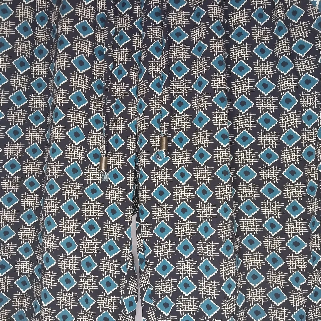 Anthropologie Geometric Patterned Cropped Pull-On Hippie Pants Size S - Image 6