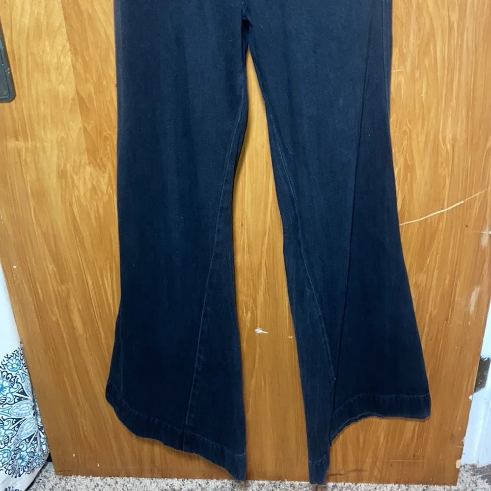 Black J Brand Kat Flare Jeans - Size 26 - Image 3