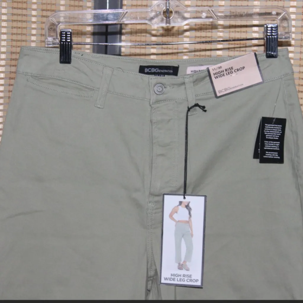 BCBGeneration High Rise Wide Leg Crop - Image 2