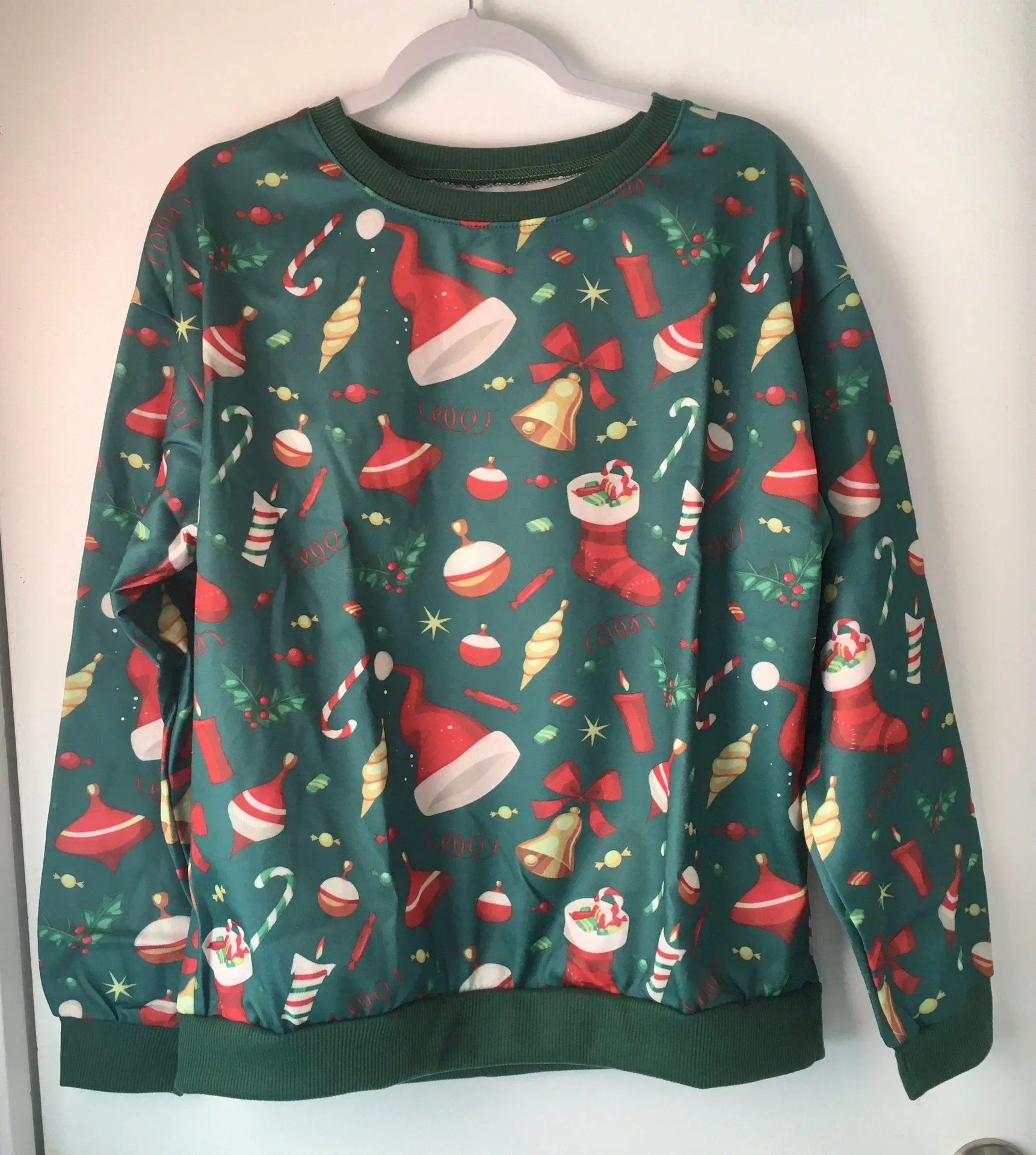 Christmas Sweatshirt, XL Green - Image 2