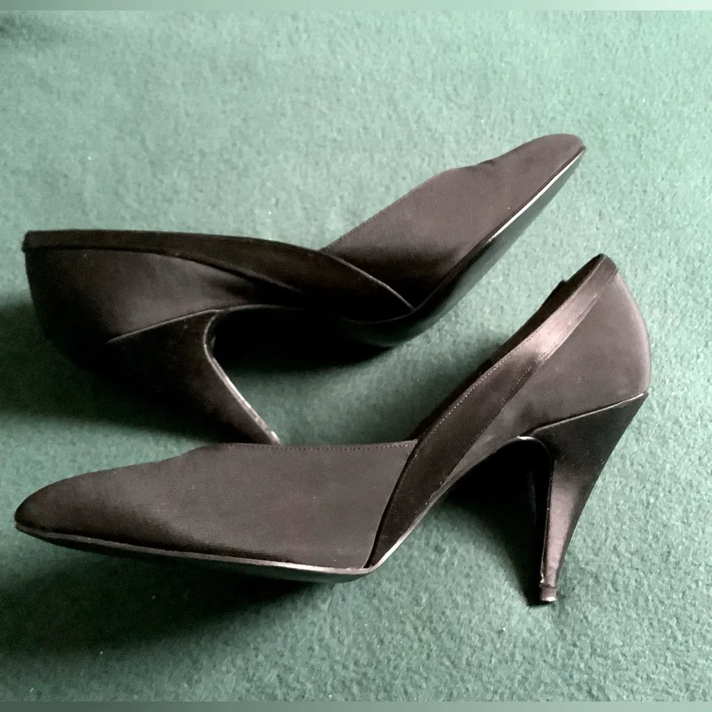 Dressy mid heel pumps 🌹🌹 - Image 11