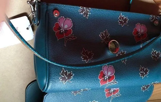 Reversible Crossbody /Shoulder Bag - Image 6