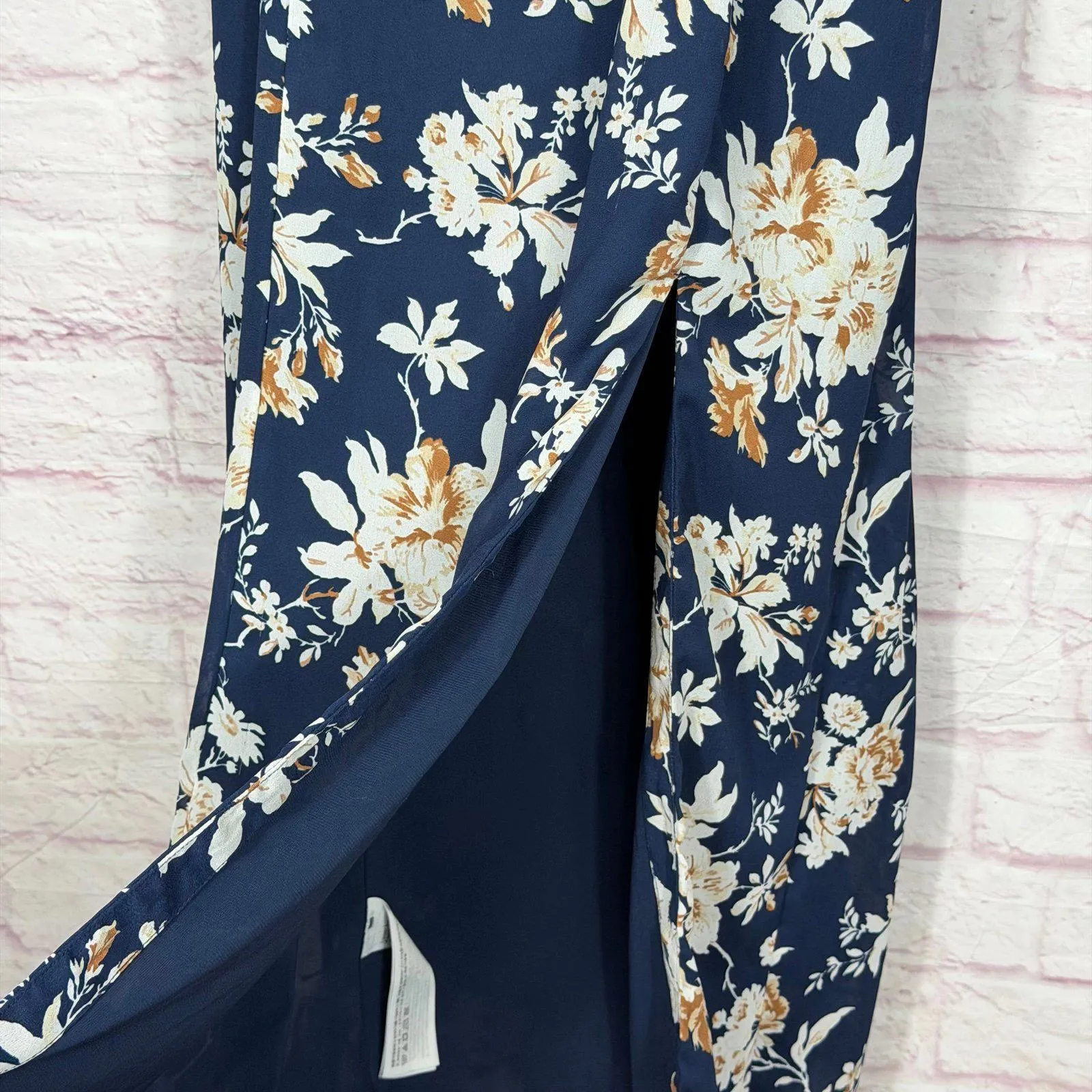 Abercrombie & Fitch Large Floral Camille Midi Dress - Image 4