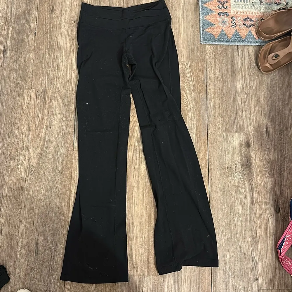 Lululemon astro pants size 4 inseam 32” - Image 7