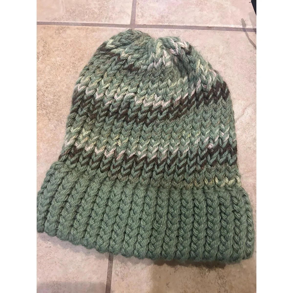 Ab6 warm hat green hand made - Image 2