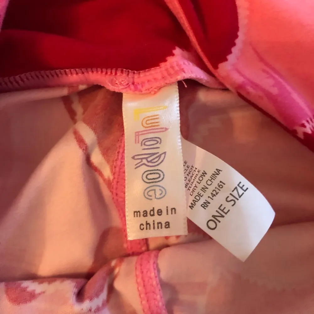 LuLaRoe Leggings Valentine’s Day Graffiti Hearts One Size OS Fits Sz 2-10/12 NWT - Image 5