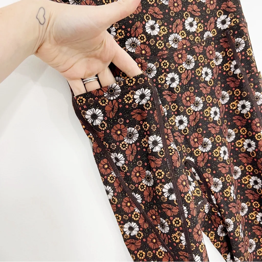 Buffbunny Collection Buffbunny Rosa Floral Pocket Legging Brown Size Medium - Image 7