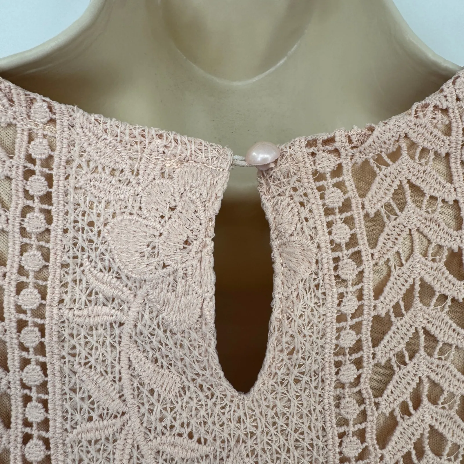 Tea n Rose Boho Lace Crochet Midi Dress Womens Small Pink Coquette Feminine - Image 7