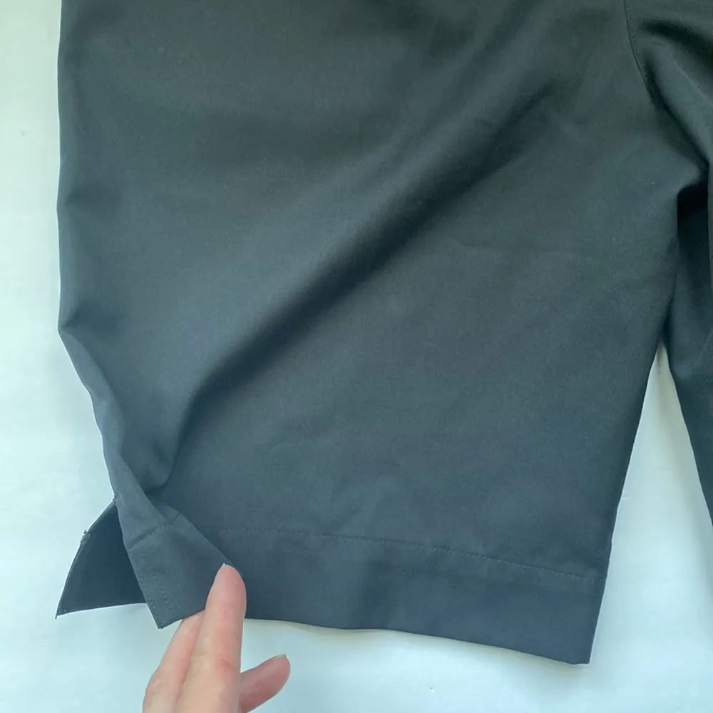 PGA Tour black Bermuda golf shorts, size 6 - Image 7