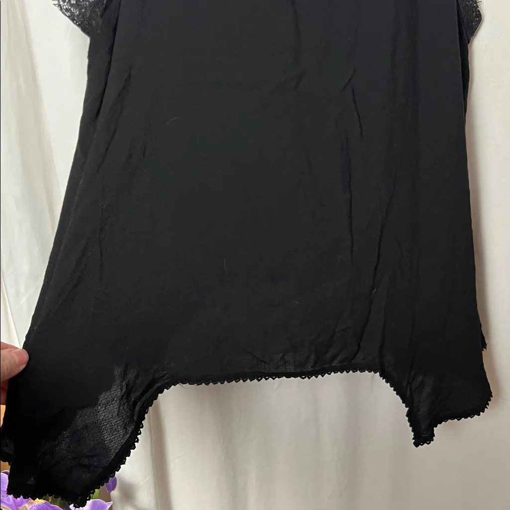 Free People Intimately Elegant Black Lace Strap Dobby Dot Cami Size Large - Image 5