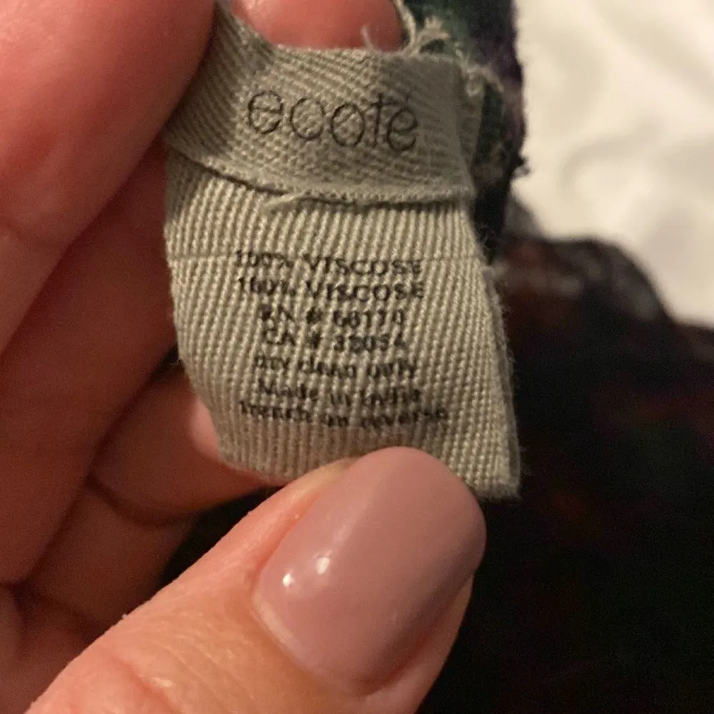 Ecote  BEAUTIFUL INFINITY SCARF HOLIDAY - Image 3