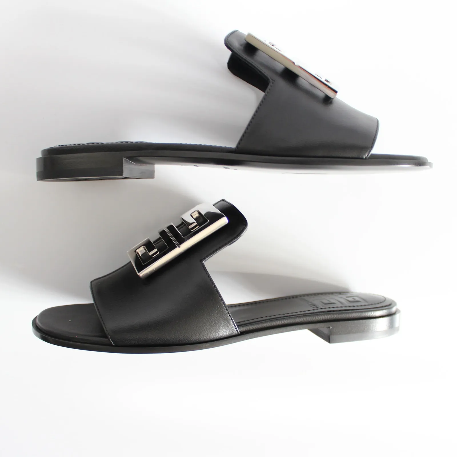 New Givenchy 4G Black Leather Silver Logo Slides - Image 7
