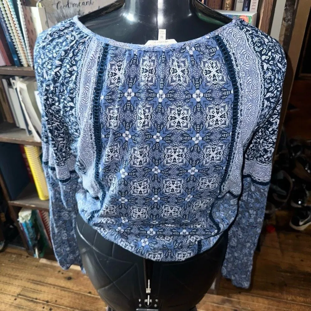 Lucky Brand blue boho western M flowy peasants blouse - Image 2