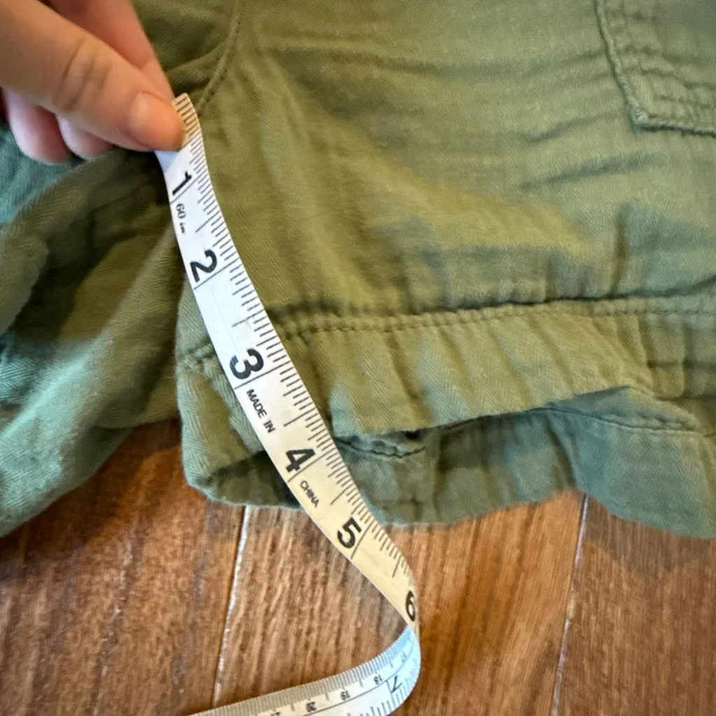 Old Navy  cotton gauze drawstring shorts M - Image 4