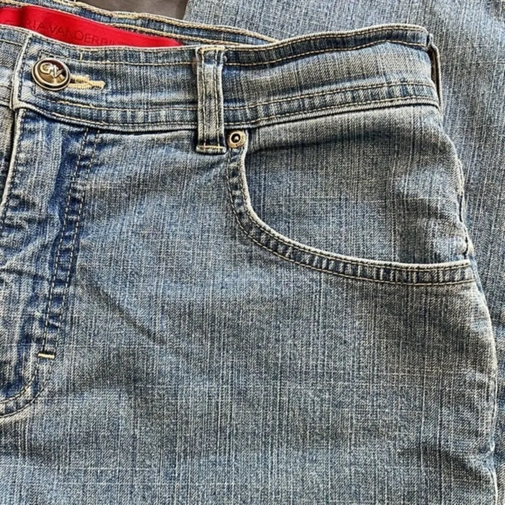 Gloria Vanderbilt Light Blue Denim Jeans Sz 8 Short EUC #1895 - Image 4