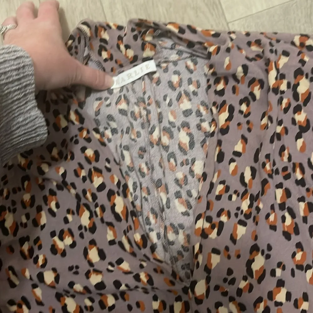 Karlie small leopard v neck top tee shirt - Image 2