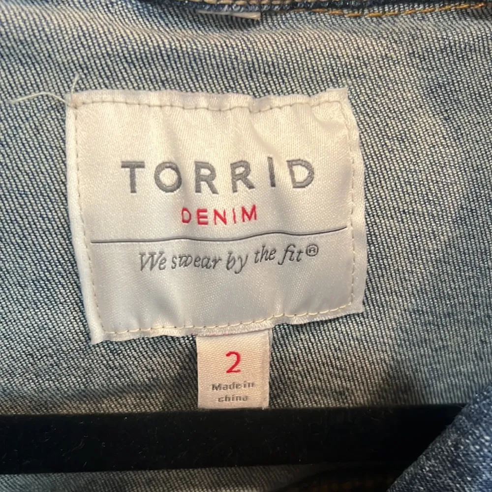 Torrid  jean jacket. Like new. - Image 3
