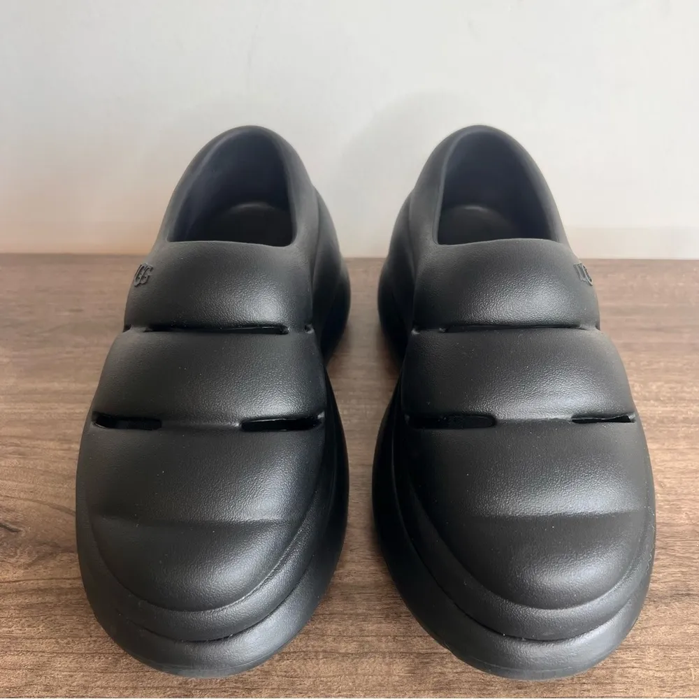 UGG Sport Yeah Women's Black Clog Size 9 - Image 4