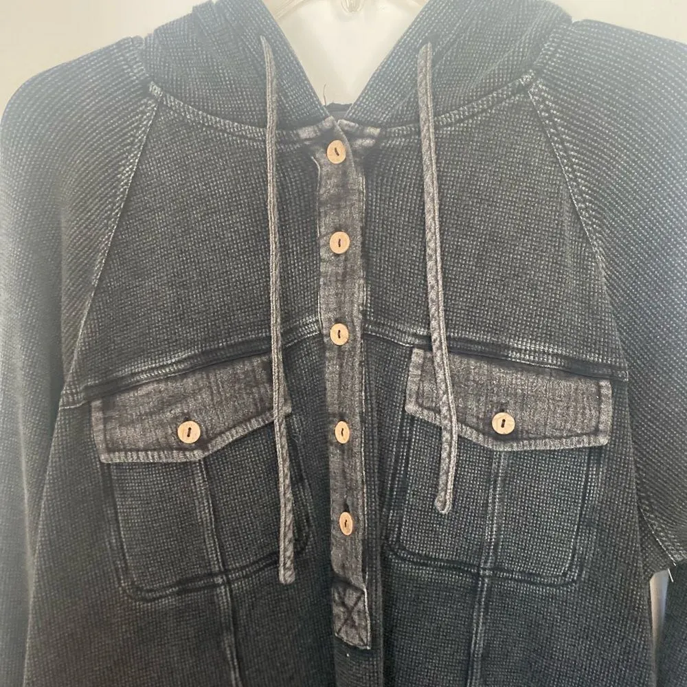 Doe & Rae thermal hooded dress with distressed detail and pockets - Image 6