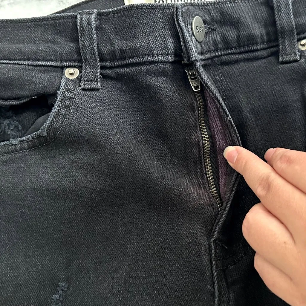 Reformation Stretch Crop Cigarette Jeans in Nile - Image 15