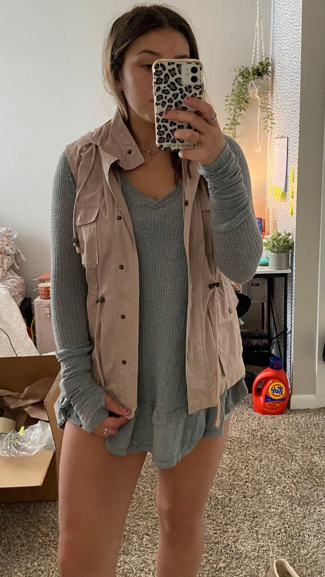 Light Pink Sleeveless Vest - Image 2