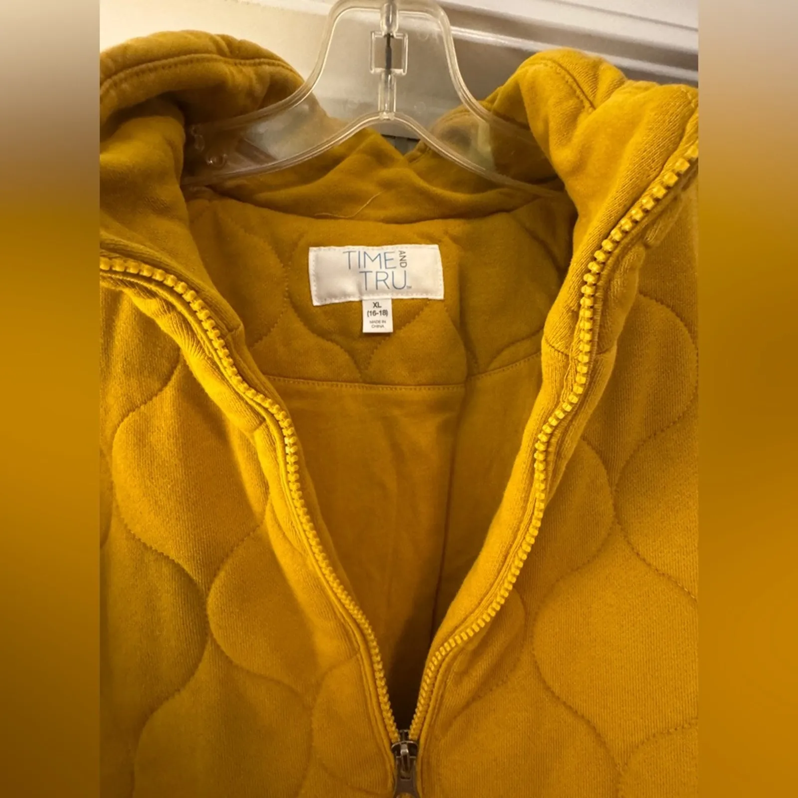 Onion Quilted Boyfriend Jacket in Golden Yellow, Size XL New with Tag SOO Yellow - Image 11