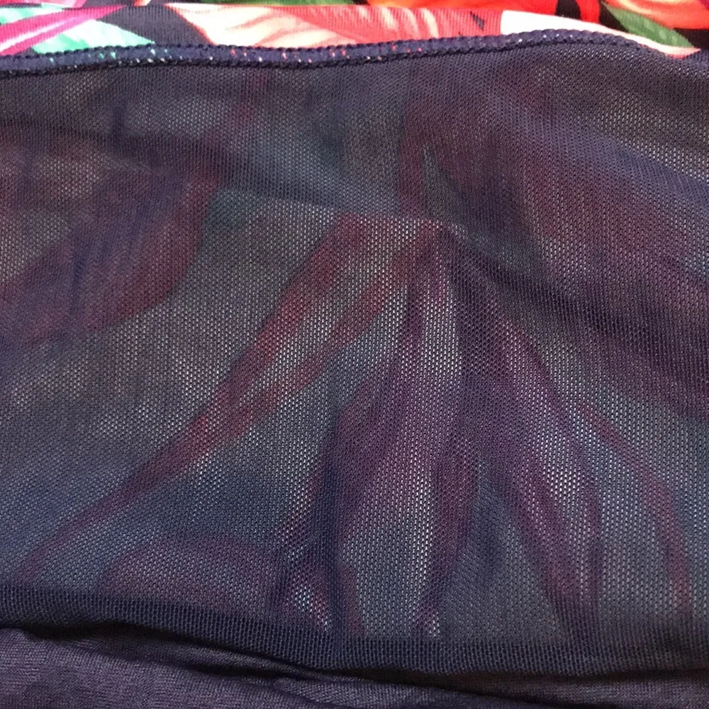 Tommy Bahama Women’s Floral Leaf Multi-Colored Faux Wrap Tankini Halter Swim Top - Image 4