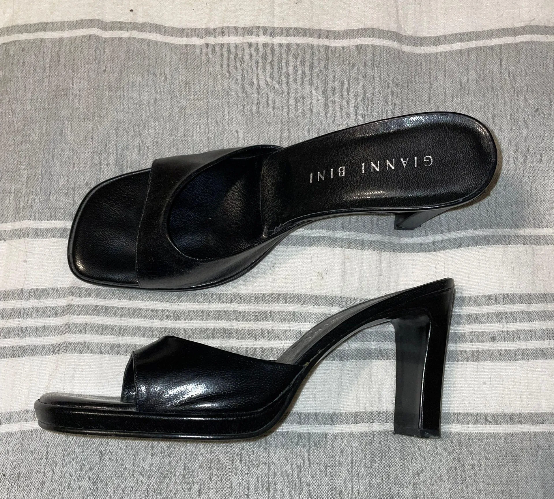 Black Chunk Heels - Image 5