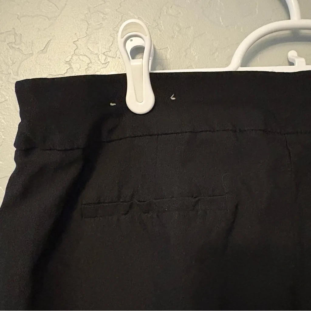 Chico's black capri length dress pants size 2 - Image 13