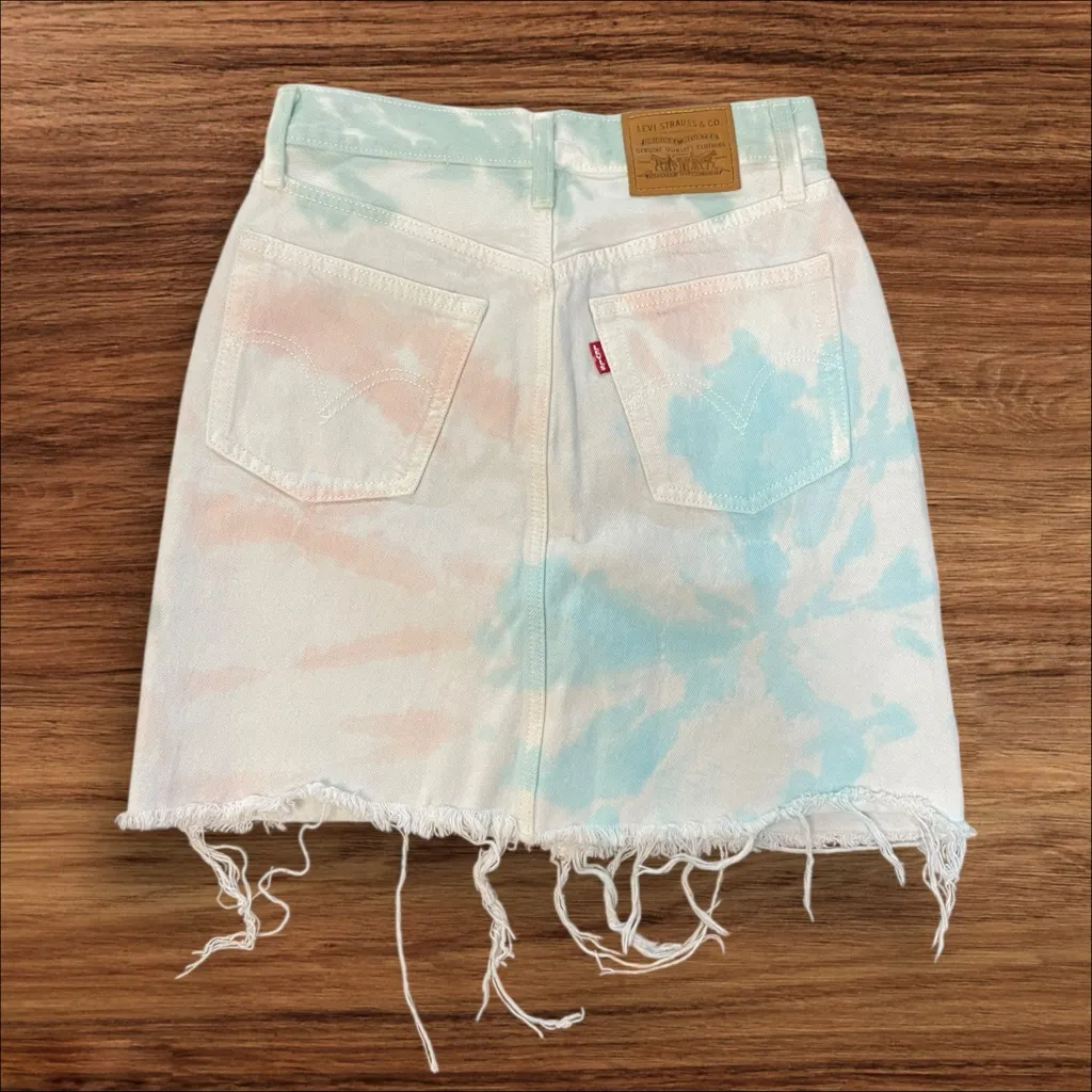 Levi's Premium Deconstructed Tie Dye Denim Skirt - Image 4
